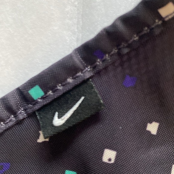 Nike Purple Mesh Hobo Reversible Crossbody Shoulder Gym Bag - used - Picture 6 of 10